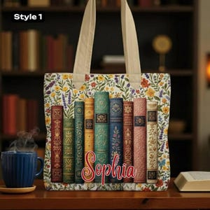 Anpassad namngiven quiltad tygväska för bokälskare, vintage handväska med bokrygg, blommig tygväska för läsare, personlig biblioteksväska, present till lärare