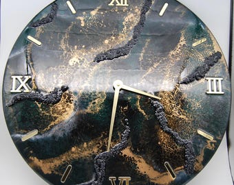 Emerald Green & Gold Geode Wall Clock – 56cm Resin Art, Handmade UK