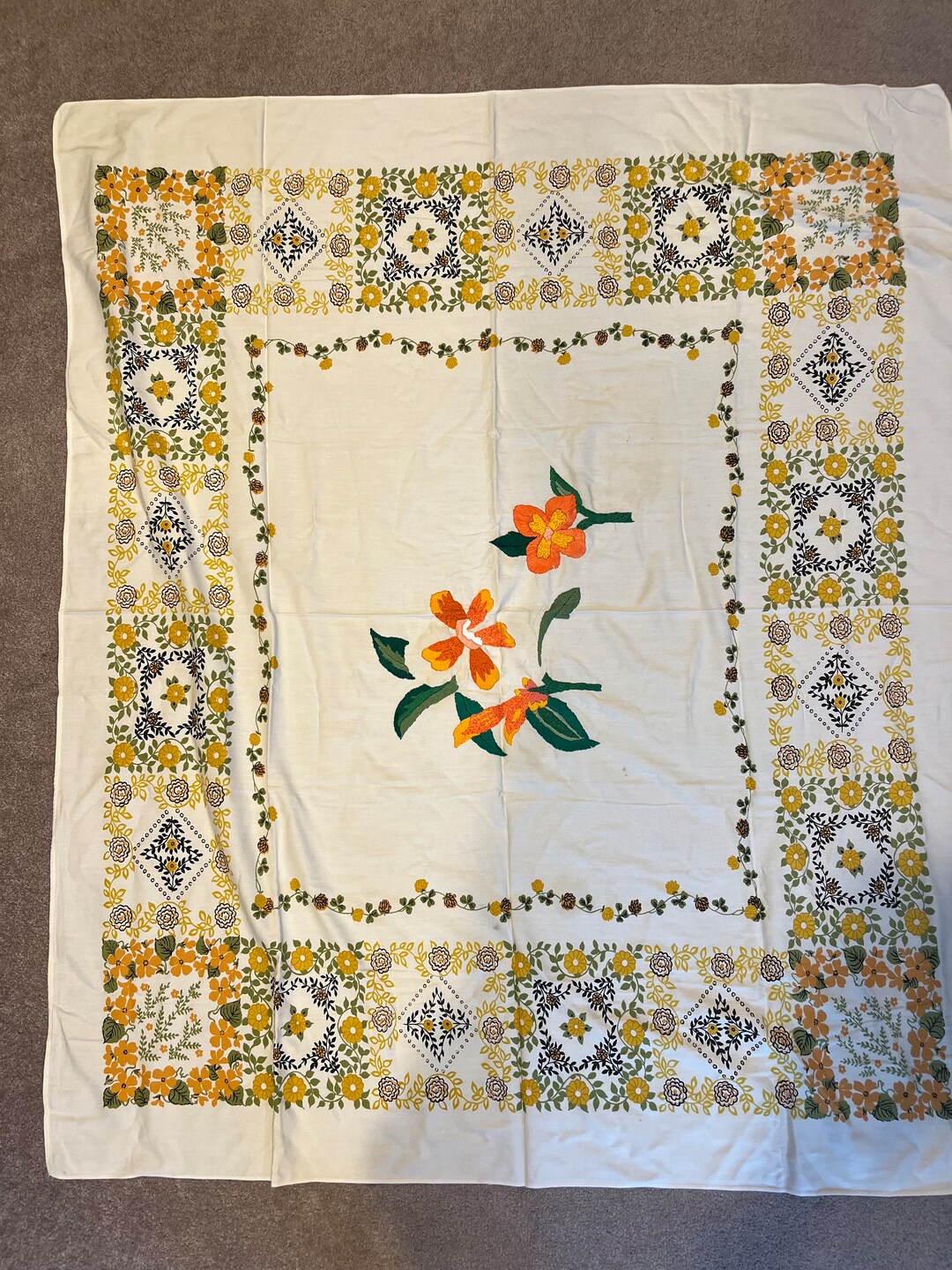 Fabulous Vintage Hand Print Mid Century MCM 1940s1950s Tablecloth Summer Dining Orange and