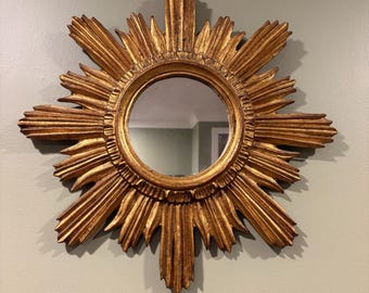 Mid-Century 1960s Gilt Starburst or Sunburst Mirror, Made in Italy, Florentine Hollywood Regency Style 18"