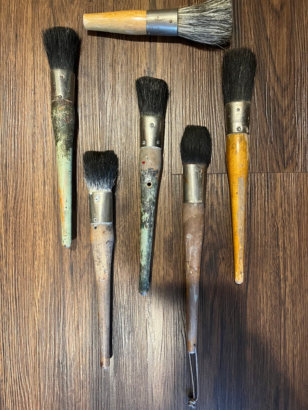 Selection of Antique Vintage Farmhouse Round Horse Hair Paint Brushes