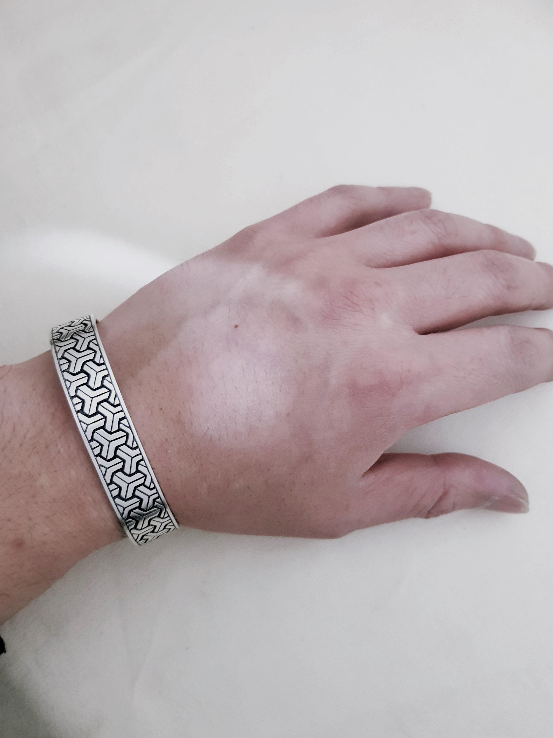 幾何学模様のカフバングルブレスレットシルバーバングルメンズ