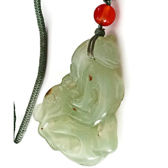 Green Jade Pendant Necklace - image 4