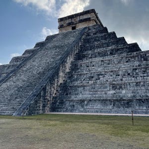 Mayan Pyramid of Chichén Itzá Wall Art – El Castillo Temple Photography Print – Ancient Ruins Travel Decor