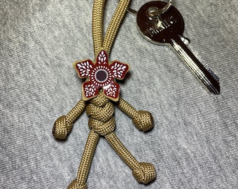 Brelok z paracordu Shadow Walker, brelok