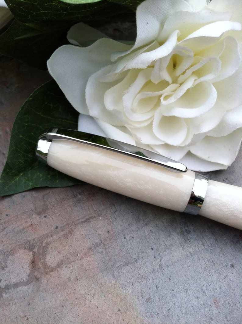 Wedding Guest Book Pen Modern White Pearl Writing Pen Free Engraving image 2