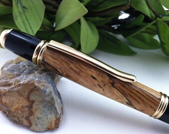 Grandmas Tennessee Oak Burl - Hand-Crafted Wood Writing Pen - Free Engraving