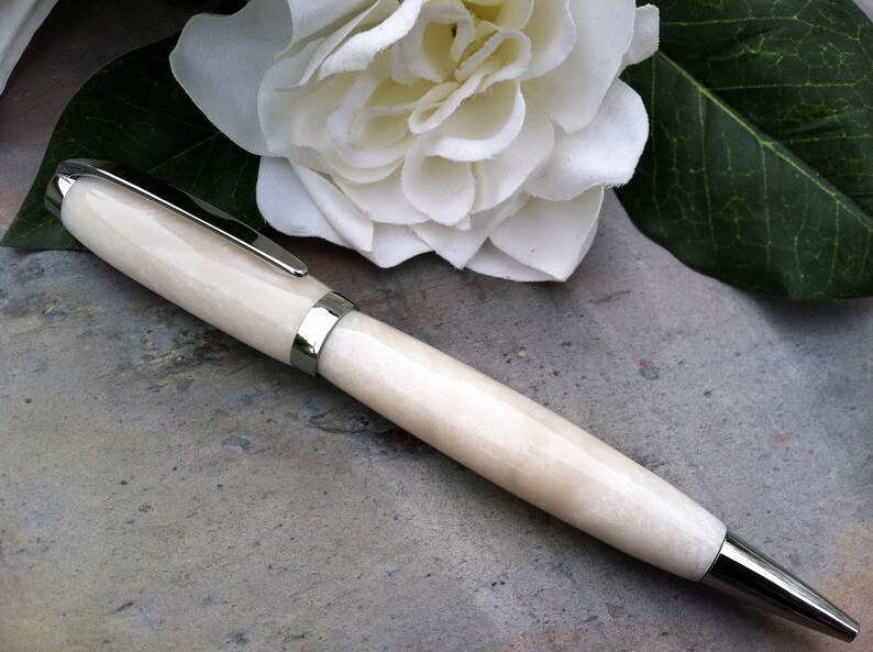 Wedding Guest Book Pen Modern White Pearl Writing Pen Free Engraving image 3