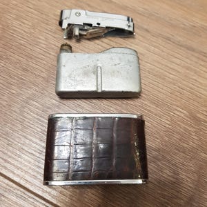 Vintage OLD 50s Silver Match Lighter Patent Compound