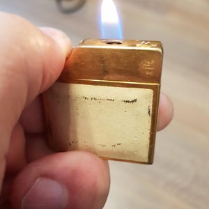 Vintage Silver Match &quot;Spécial Femme&quot; Gold-Plated Petrol Lighter - Working - Made in France