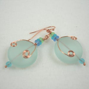 Sea glass earrings with copper swirls, turquoise sea glass discs with copper details, beachy earrings