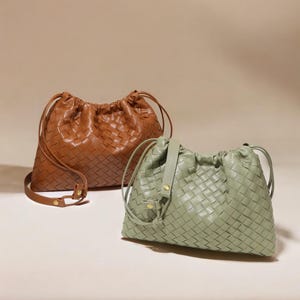 Sac à bandoulière tissé pour femme - Sac à main à bandoulière avec cordon de serrage, pochette souple, sac à main tendance pour un usage quotidien, sac à bandoulière en cuir PU