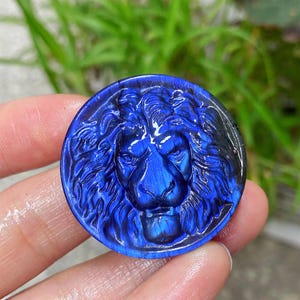 Labradorite Lion Skull Carving: Crystal Animal Home Decor, Healing Stone