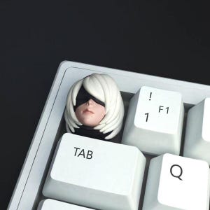 Videogioco NieR: Automata 2B YoRHa n. 2 Tastiera meccanica tipo B con tasti 3D