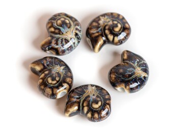 5pcs Small Conch Ceramic Beads - Multicolor Porcelain Pendants for Jewelry Making