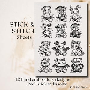 Può includere: Un foglio di 12 disegni di ricamo a mano in bianco e nero con personaggi a tema gotico, tra cui un mostro di Frankenstein, un gatto e un pipistrello. Il testo "STICK & STITCH Sheets" e "Gothic No.2" sono visibili.