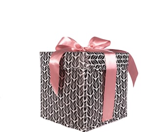 Reusable Gift Box: Eco-Friendly Sustainable Wrapping with Ribbon (8x8x8)