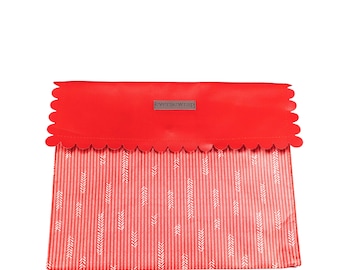 Reusable Gift Bag: Medium Eco-Friendly Magnetic Closure