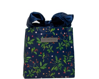 Small Reusable Gift Bag: Eco-Friendly Fabric with Satin Bow