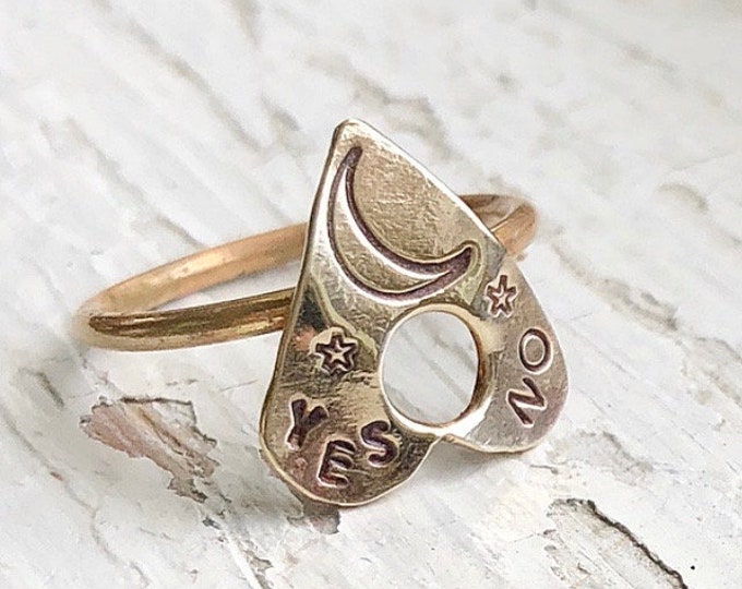 Planchette Ring