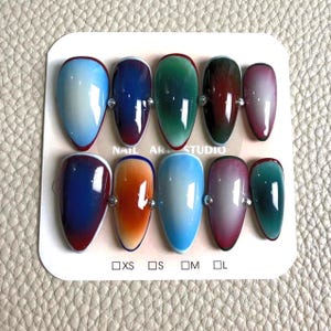 Gradient Ombre Press On Nails, Dark Gradient Nail For Halloween, Vampire Ombre Nail Set, Color Fade False Nails, Ombre Halloween Coffin Nail
