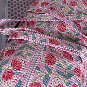 Indian Cotton Duffle Bag, Personalized Weekender, Women's Holiday Gift, Handmade Quilted Bag, Custom Tote Bag Floral Print Overnight Carryon