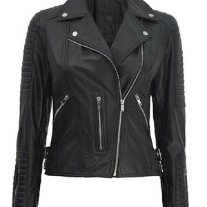 Black Lambskin Leather Women&#39;s Jacket: Classic Biker Style