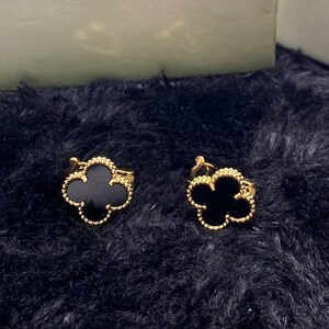 Van Cleef & Arpels 18k Gold Black Motif Stud Earrings