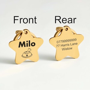 Puede incluir: Dos chapas doradas en forma de estrella para mascotas. La chapa delantera dice "Milo" encima de un dibujo de un cuenco y un hueso. La trasera muestra un n&uacute;mero de tel&eacute;fono y una direcci&oacute;n. Ambas chapas tienen un anillo dorado para sujetar.
