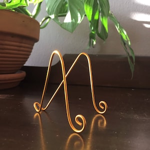 10 pk Large GOLD MINI  Easel Holder Stand for 5&quot; x 7&quot; Wedding Table Number Photo Promotion Display