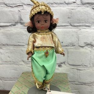 Vintage Madame Alexander Thailand Bent Knee Doll With Stand And Box 1968