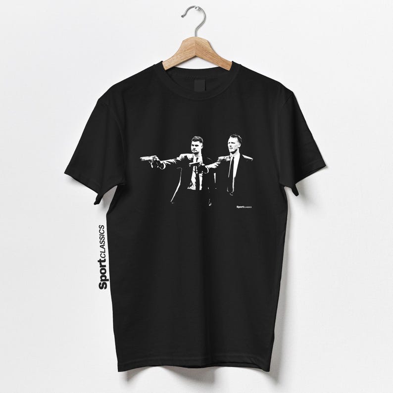 Maglietta in stile Pulp Fiction di Bruno Guimaraes e Dan Burn / Maglietta del Newcastle / Maglietta del Newcastle / Regalo di Natale per i tifosi del Newcastle immagine 1