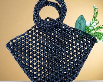 Beaded Handbag Tutorial – Elegant Pearl Bag Video Guide.