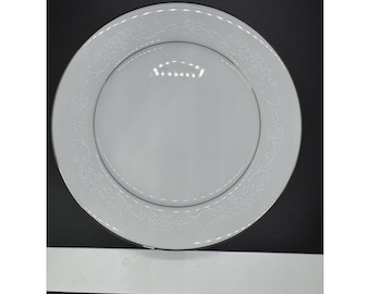 Vintage Noritake Whitehall 6115 Dinner Plates Platinum Trim