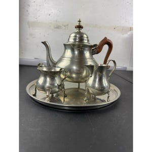 Colonial Williamsburg Stieff Pewter 4 piece tea set incl tray
