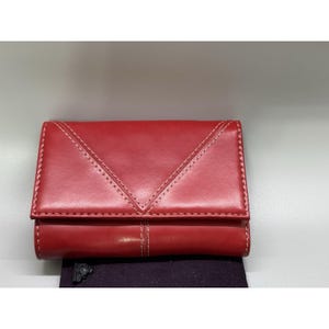 Yik Fung Red Leather Wallet Vintage - Etsy Australia display picture 1