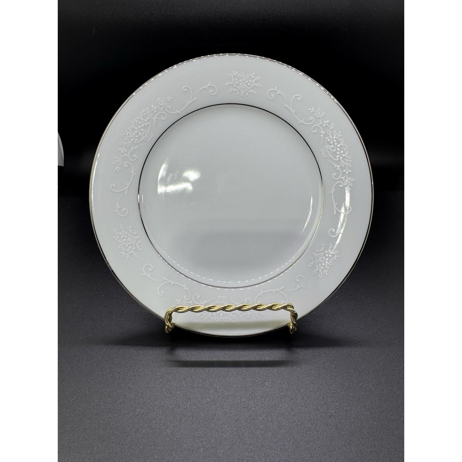 Noritake ブリュッセル市庁舎 プレート　0180/2000 Noritake 42200 - Etsy