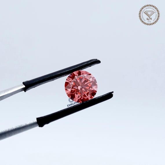 2 CT Vivid Pink Round Lab Grown Diamond, Loose CVD Diamond