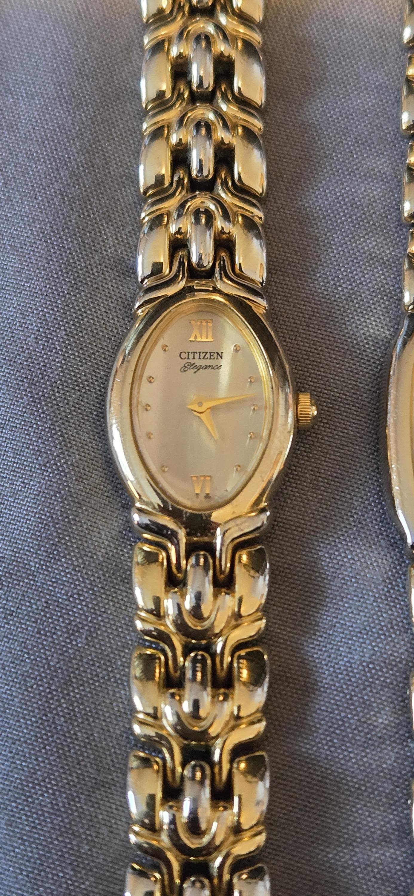 Vintage Citizen Elegance Women\'s Quartz #EB9324-51A Vintage 1990s Citizen Ladies Quartz Watch Two-tone Roman  main image 2