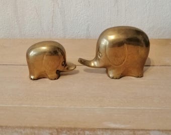 Vintage Brass Elephant Figurines | Minimalist Mid Century Modern Elephants | Retro Colani Style | Modernist Home Decor | Brass Animal Pair