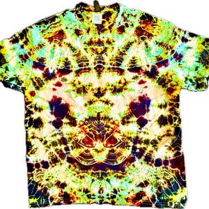 XL Mystic Mirage Tie-Dye Shirt – Hand-Dyed Unisex Tee with Symmetrical Psychedelic Design | Unique Artwear by Counter Couture