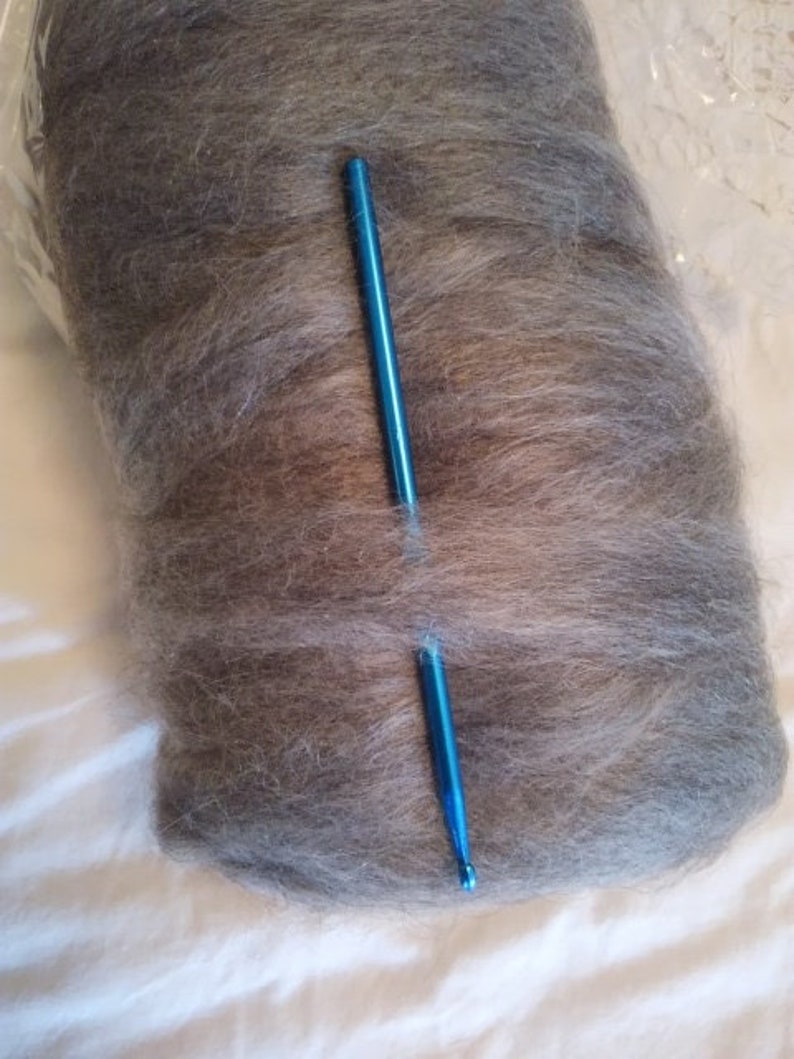 Gray Undyed Pygora Roving 75 yd