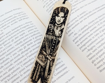 Segnalibro in legno Yennefer, design inciso ispirato a The Witcher