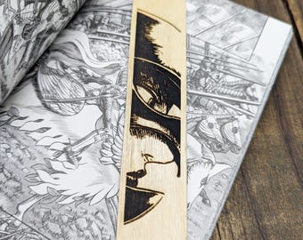 Segnalibro in legno ispirato a Grifis o Phemt dal manga Berserk