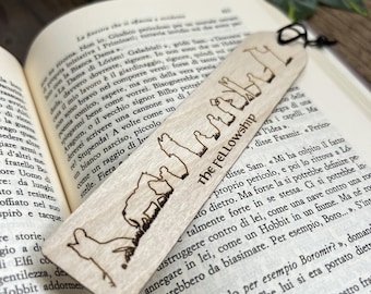 Segnalibro in legno Il Signore degli Anelli – Silhouette della Compagnia dell’Anello – Idea regalo fantasy per lettori e fan di Tolkien