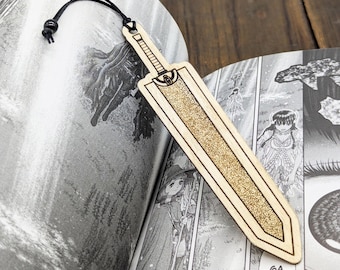 Segnalibro in legno ispirato alla Ammazza draghi di Guts o Gatsu dal manga anime Berserk – Idea regalo dark fantasy per lettori e gamer