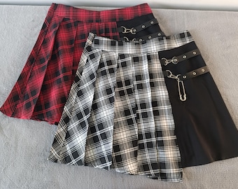 Black gothic skirt Pleated mini skirts Punk Goth mini skirt Gothic clothing  women
