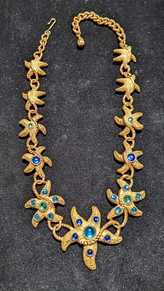 Stunning Vintage Trifari Starfish Necklace - image 2