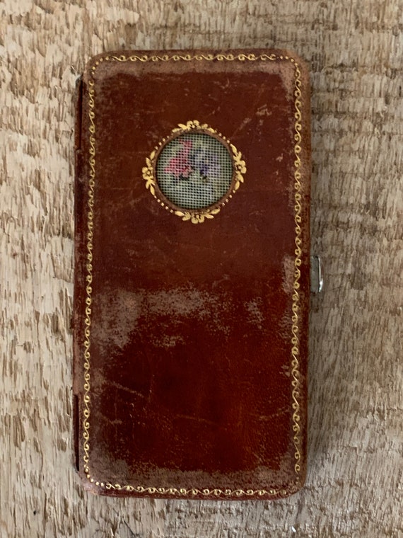 RARE- Vintage Leather Wallet/Compact