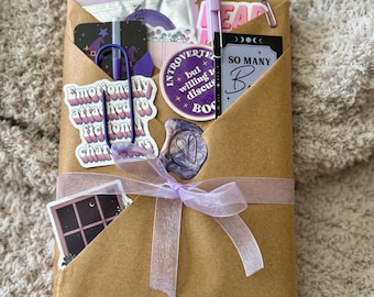Blind Date with a Book - Paranormal Horror Edition, Spooky Surprise Read, Wrapped Horror Novel for Book Lovers
